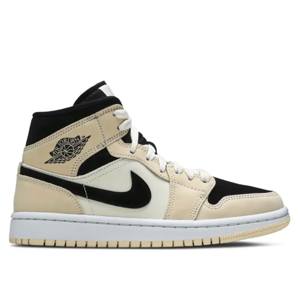 Air Jordan 1 Mid Barely Orange